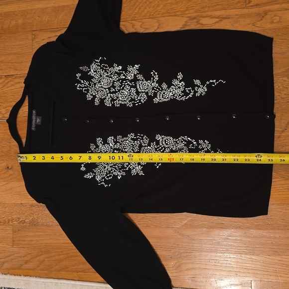 COVINGTON WOMEN'S BLACK EMBELLISHED FRONT BUTTON CARDIGAN SWEATER SIZE LARGE - Picture 15 of 17